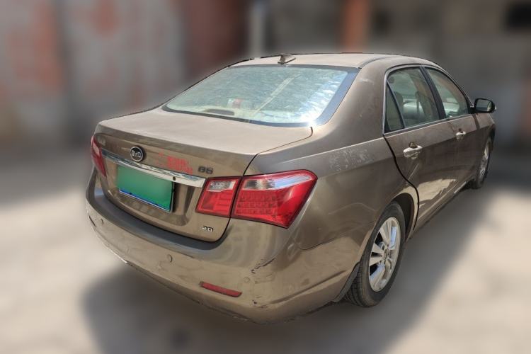 Used BYD G6 2011 2.0L Manual Luxury Version Rear Right 45 Deg