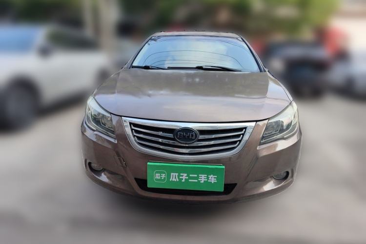 Used BYD G6 2011 1.5T Manual Luxury Edition Front