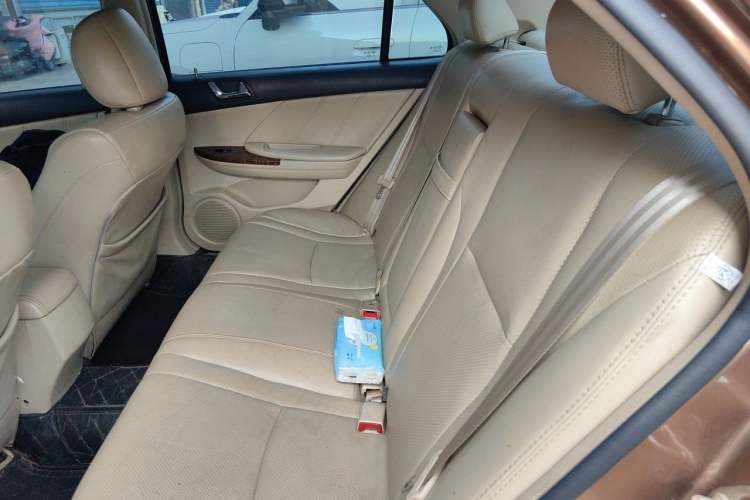 Used BYD G6 2011 1.5T Manual Luxury Edition Left Rear Seat