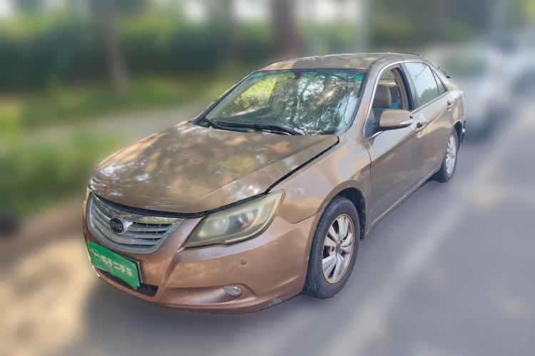 BYD G6 2011 2.0L Manual Luxury Version d’occasion Guazi used car, China used car export, Used car for sale, Used  cars, Cheapest cars for sale
