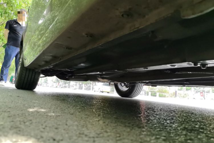 Used BYD G6 2011 2.0L Manual Luxury Version Chassis Front Right