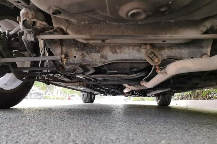 Used BYD G6 2011 2.0L Manual Luxury Version Chassis Rear