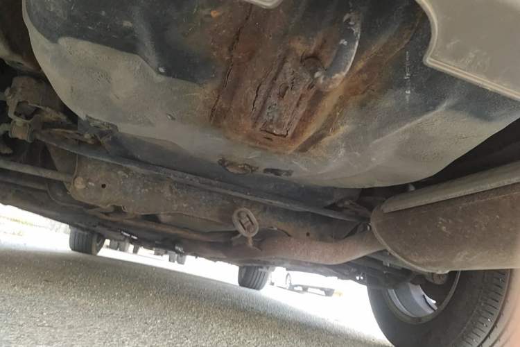 Used BYD G6 2011 2.0L Manual Luxury Version Chassis Rear