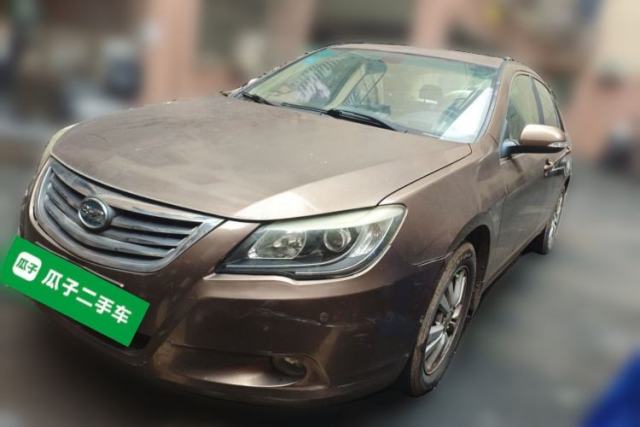 Used BYD G6 2011 2.0L Manual Luxury Version