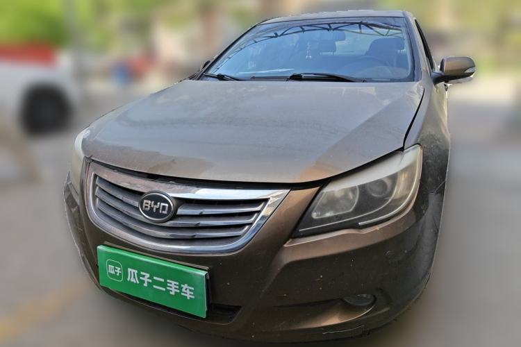 Used BYD G6 2011 1.5T Manual Luxury Edition Front