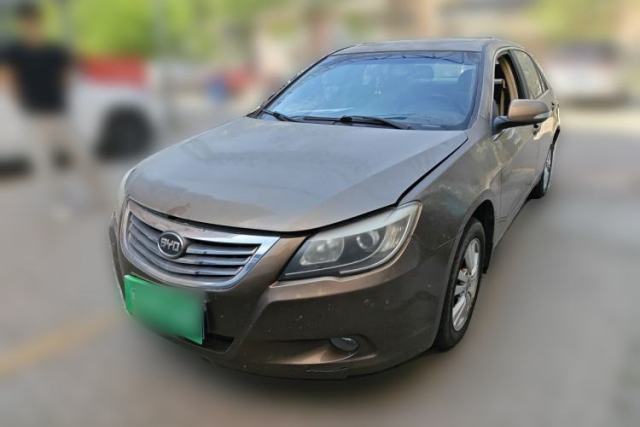 Used BYD G6 2011 1.5T Manual Luxury Edition