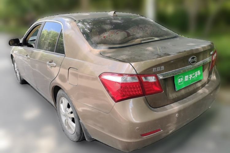 Used BYD G6 2011 2.0L Manual Luxury Version Rear Left 45 Deg