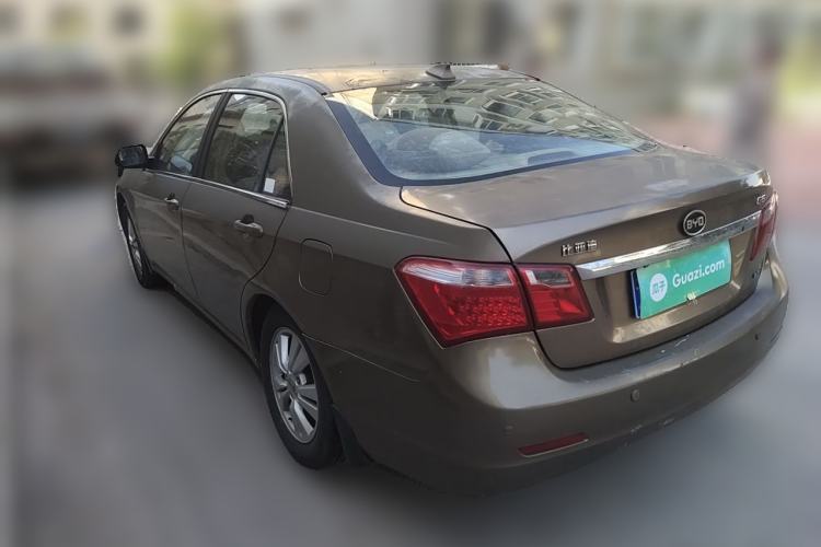 Used BYD G6 2011 2.0L Manual Luxury Version Rear Left 45 Deg