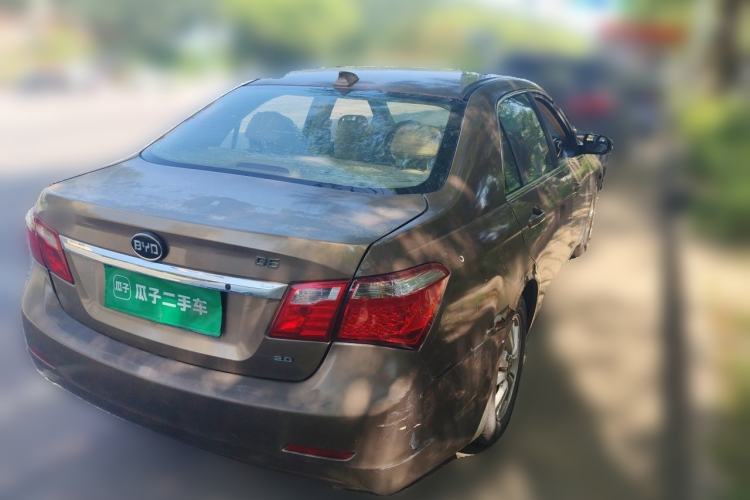 Used BYD G6 2011 2.0L Manual Luxury Version Rear Right 45 Deg