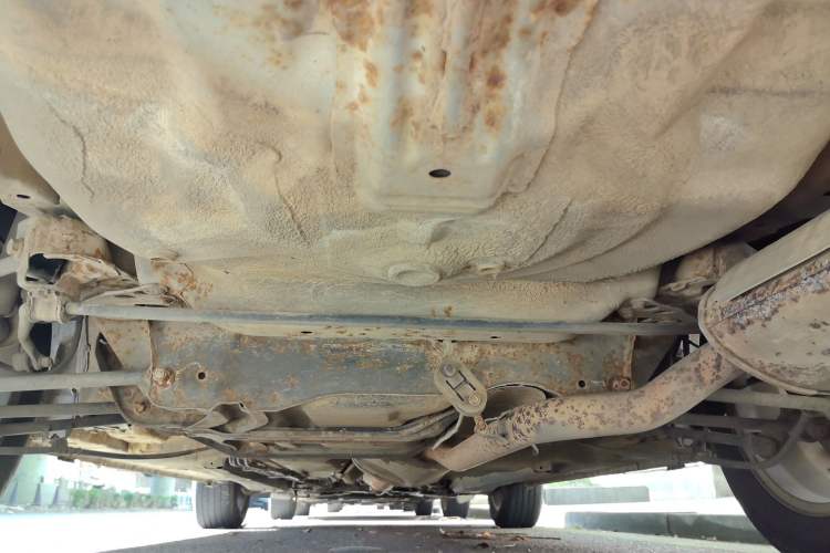 Used BYD G6 2012 2.0L Manual Luxury Version Chassis Rear