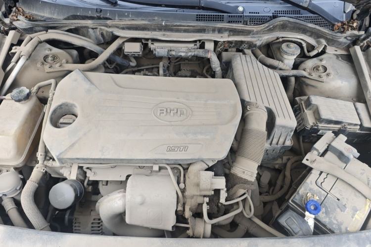 Used BYD G6 2012 1.5TI Manual Luxury Edition Engine Bay