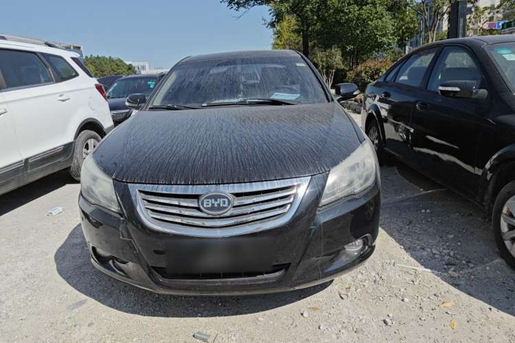 Used BYD G6 2012 1.5TI Manual Luxury Edition Exterior 1