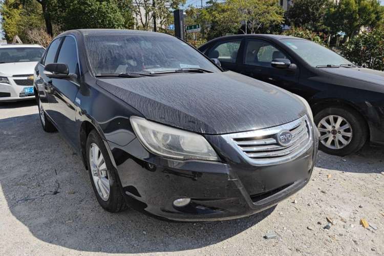 Used BYD G6 2012 1.5TI Manual Luxury Edition Exterior 2