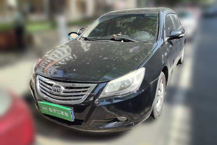 Used BYD G6 2012 2.0L Manual Luxury Version Front
