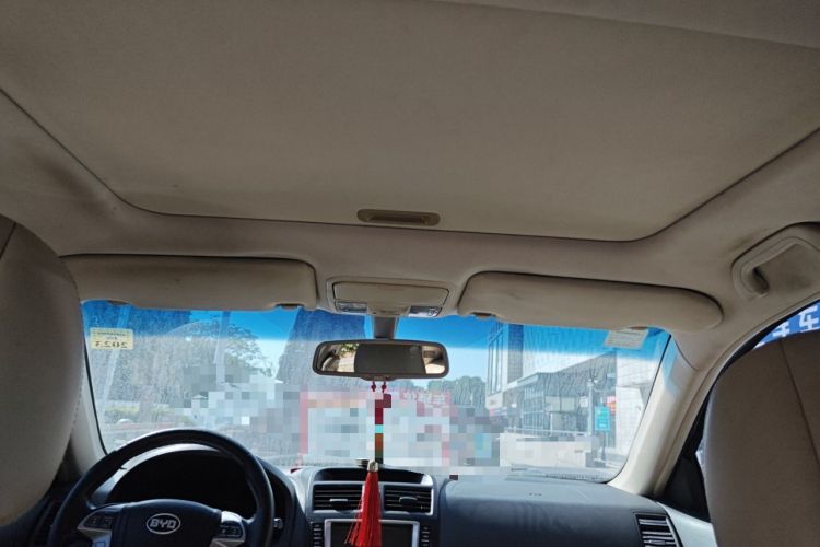Used BYD G6 2012 1.5TI Manual Luxury Edition Headliner