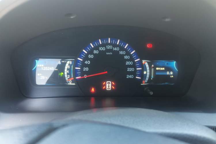 Used BYD G6 2012 1.5TI Manual Luxury Edition Instrument Cluster