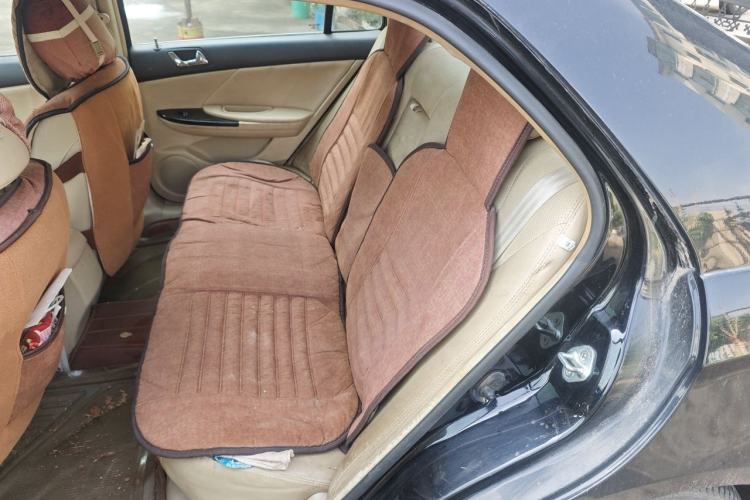 Used BYD G6 2012 1.5TI Manual Luxury Edition Left Rear Seat
