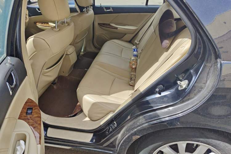 Used BYD G6 2012 1.5TI Manual Luxury Edition Left Rear Seat