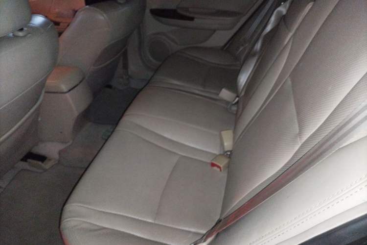 Used BYD G6 2012 1.5TID Automatic Prestige Version Left Rear Seat