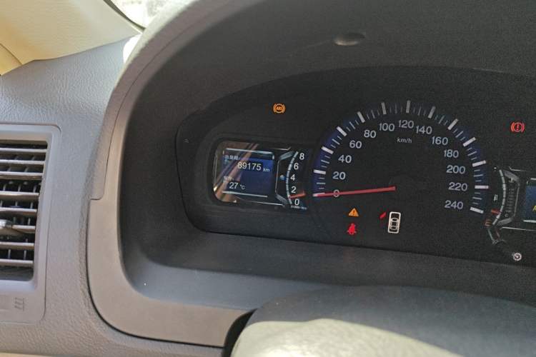 Used BYD G6 2012 1.5TI Manual Luxury Edition Odometer Close Up