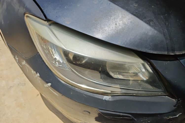 Used BYD G6 2012 1.5T Automatic Prestige Edition Right Front Headlight
