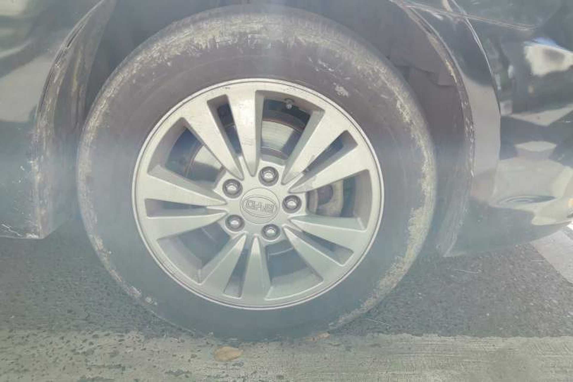 Used BYD G6 2012 2.0L Manual Luxury Version Right Front Wheel Hub