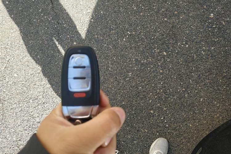 Used BYD G6 2012 2.0L Manual Luxury Version Vehicle Key
