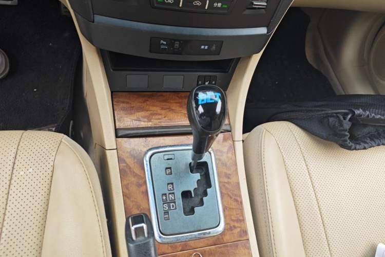 Used BYD G6 2012 1.5TID Automatic Prestige Version Gear Lever