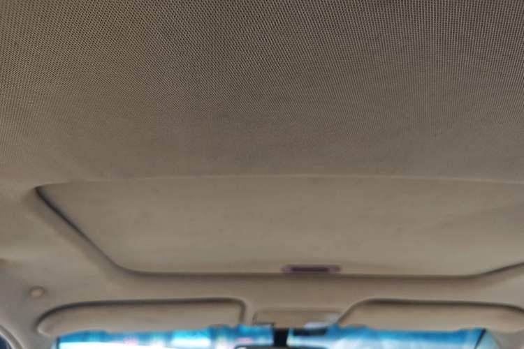 Used BYD G6 2012 1.5TID Automatic Prestige Version Headliner