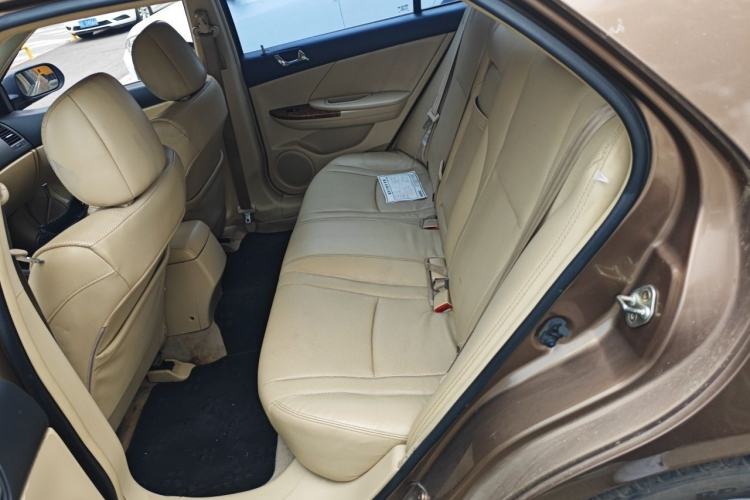 Used BYD G6 2012 1.5TID Automatic Prestige Version Left Rear Seat