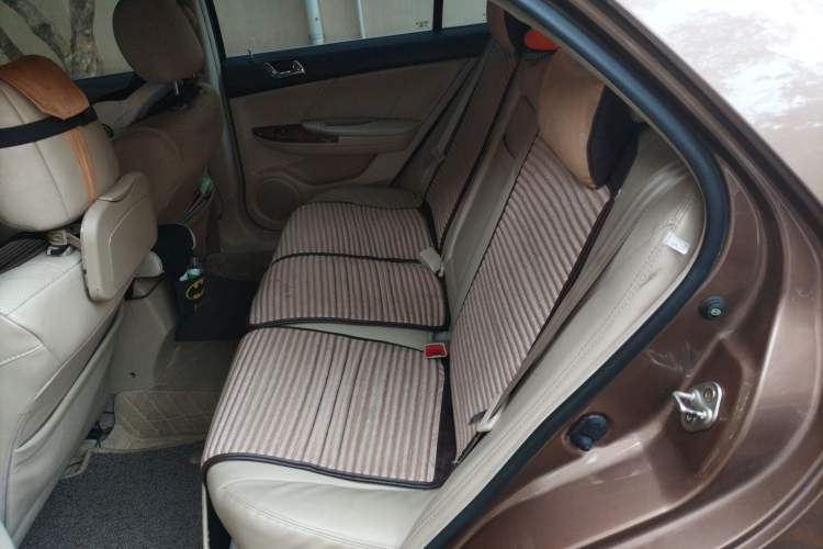 Used BYD G6 2012 1.5T Automatic Prestige Edition Left Rear Seat