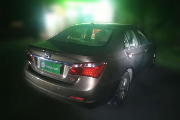 Used BYD G6 2012 1.5T Automatic Prestige Edition Rear Right 45 Deg