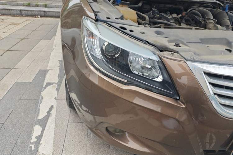 Used BYD G6 2012 1.5TID Automatic Prestige Version Right Front Headlight