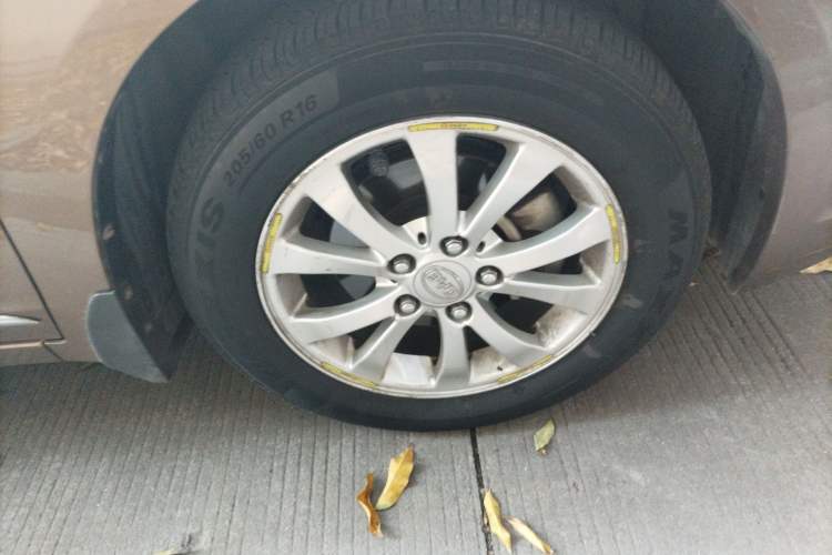 Used BYD G6 2012 1.5T Automatic Prestige Edition Right Front Wheel Hub