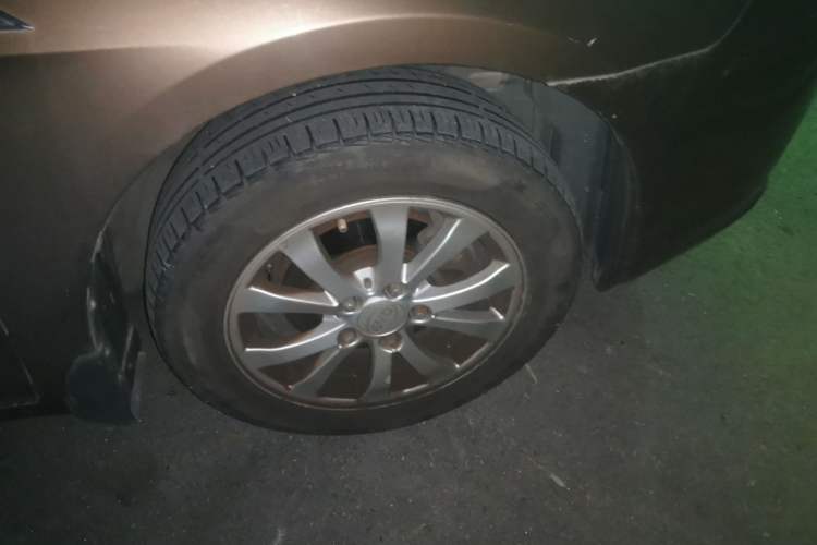 Used BYD G6 2012 1.5T Automatic Prestige Edition Right Front Wheel Hub