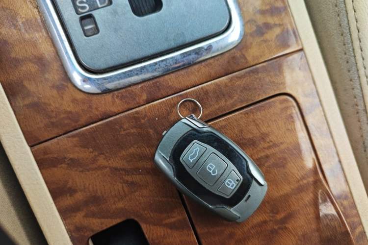 Used BYD G6 2012 1.5TID Automatic Prestige Version Vehicle Key