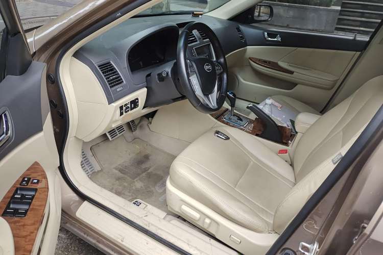 Used BYD G6 2012 1.5TID Automatic Prestige Version Driver Seat