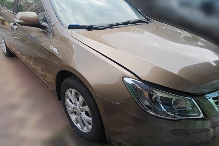 Used BYD G6 2012 1.5TID Automatic Prestige Version Front Right 45 Deg