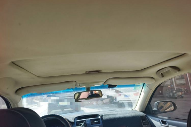 Used BYD G6 2012 1.5TI Manual Luxury Edition Headliner
