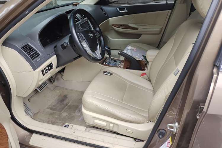 Used BYD G6 2012 1.5TID Automatic Prestige Version Left Front Seat