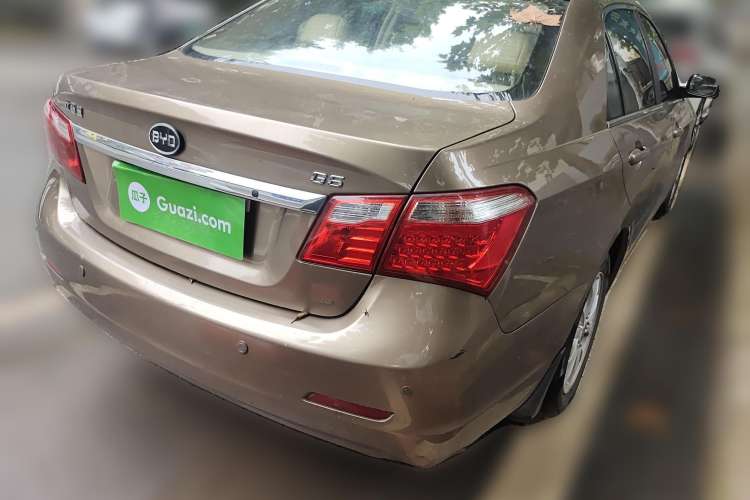 Used BYD G6 2012 1.5TID Automatic Prestige Version Rear Right 45 Deg