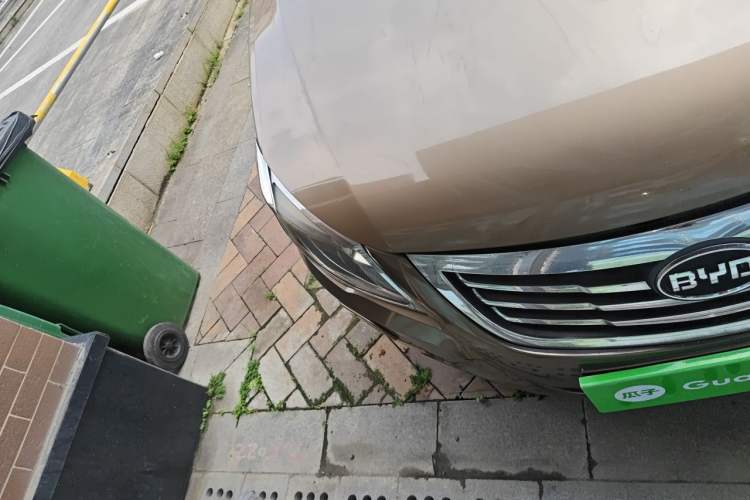 Used BYD G6 2012 1.5TID Automatic Prestige Version Right Front Headlight