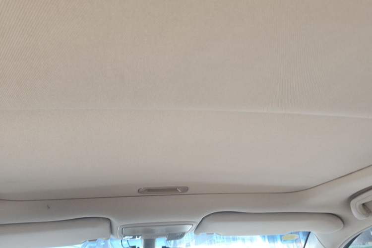 Used BYD G6 2012 1.5TI Manual Luxury Version Headliner