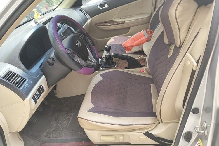 Used BYD G6 2012 1.5TI Manual Luxury Version Left Front Seat