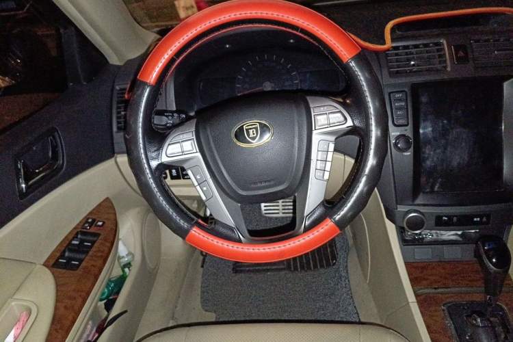 Used BYD G6 2012 1.5TID Automatic Prestige Edition Steering Wheel