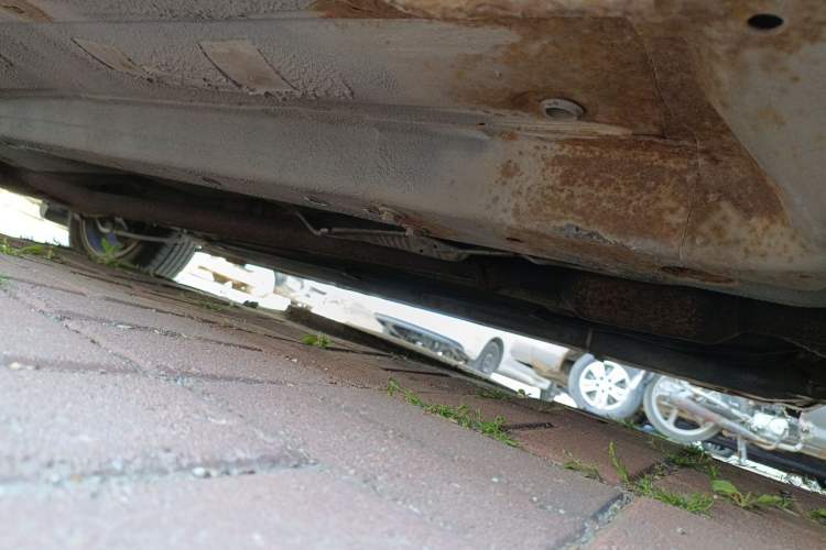 Used BYD G6 2012 2.0L Manual Luxury Version Chassis Front Right