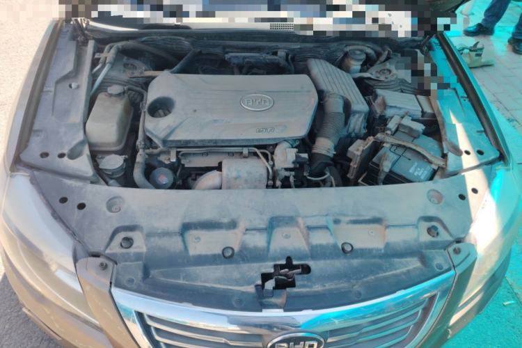 Used BYD G6 2012 1.5TID Automatic Prestige Edition Engine Bay