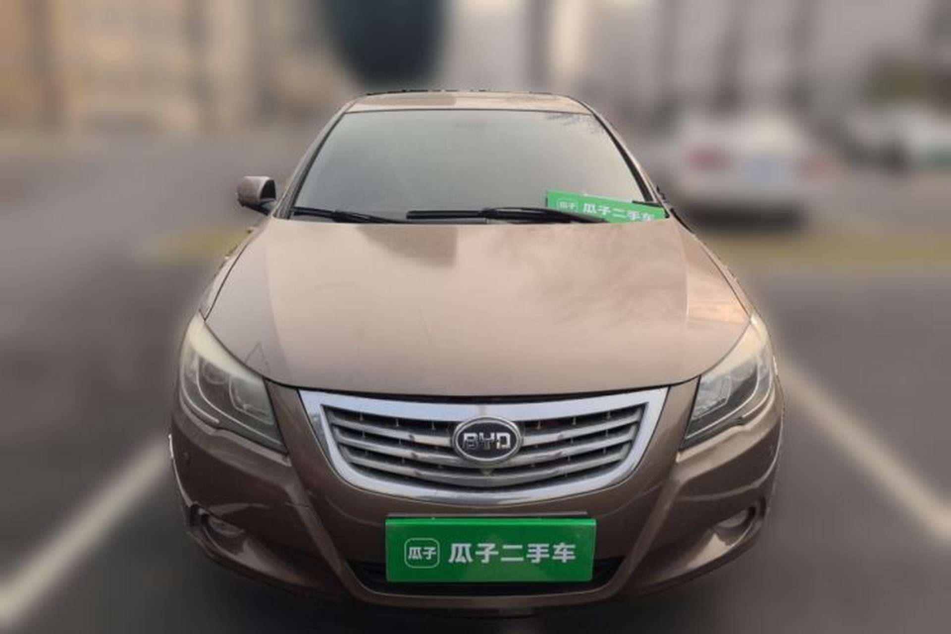 Used BYD G6 2012 2.0L Manual Luxury Version Front