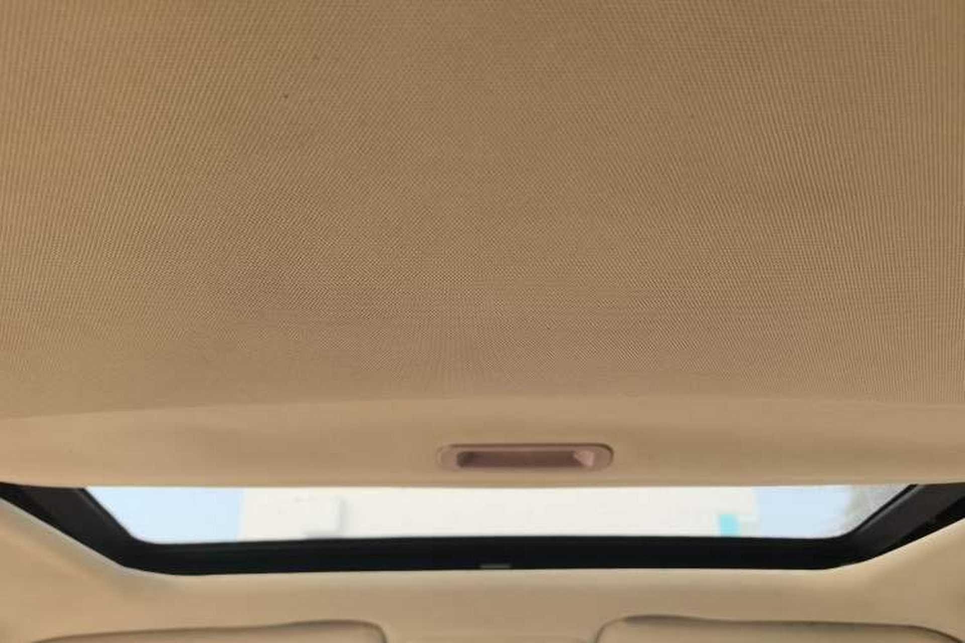 Used BYD G6 2012 2.0L Manual Luxury Version Headliner