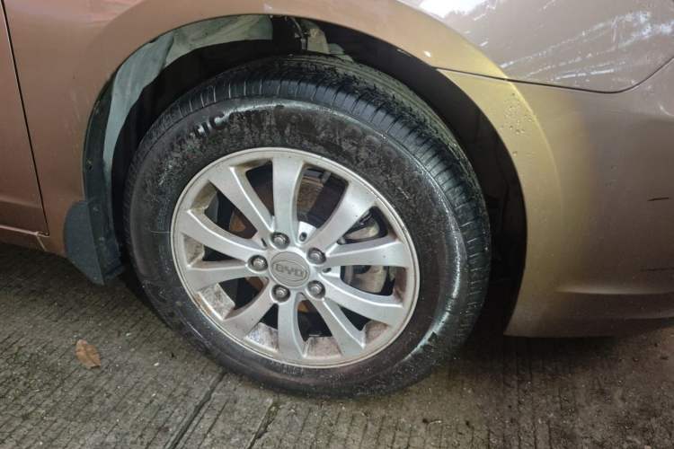 Used BYD G6 2012 1.5T Automatic Prestige Edition Right Front Wheel Hub
